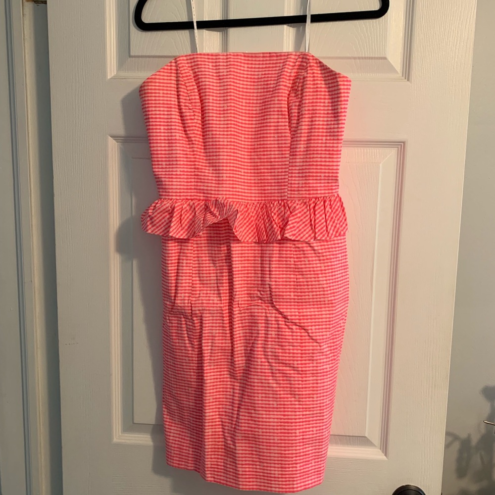 Lilly Pulitzer Pink Seersucker Dress. Size 6.